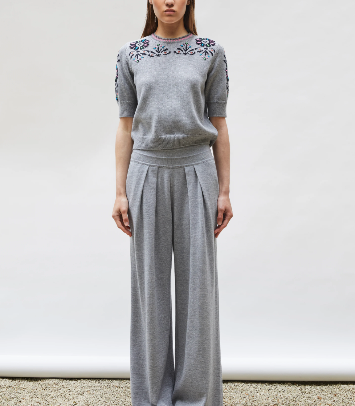 Top maille florale gris moyen