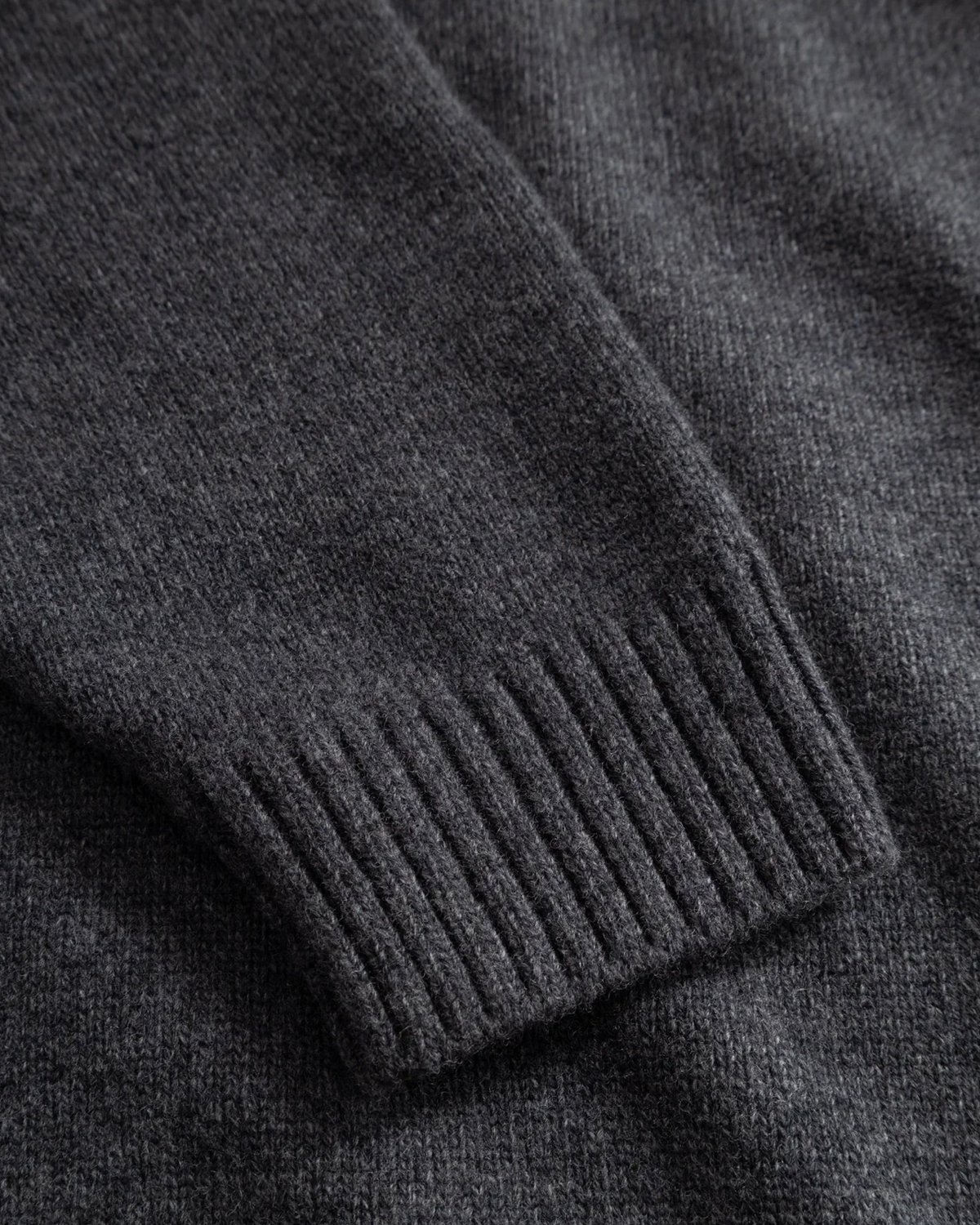 ARPENTEUR  Pull col rond anthracite