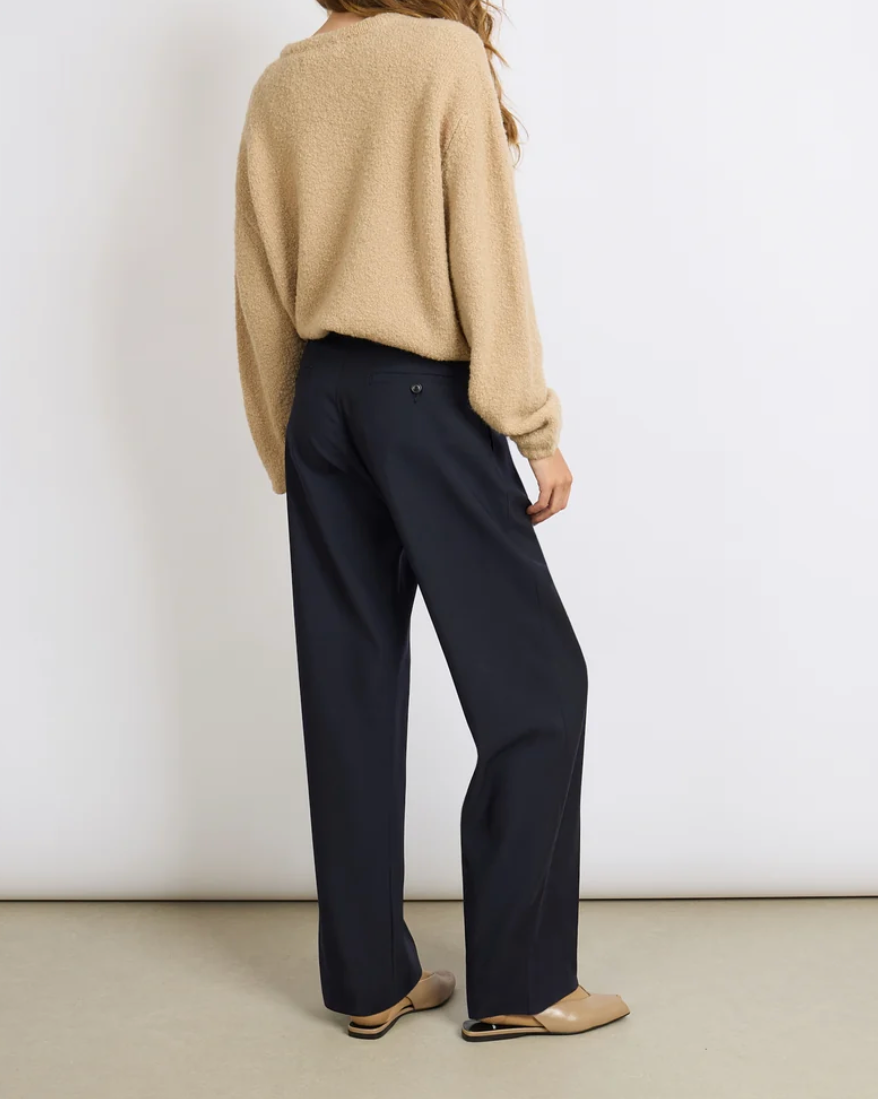 Alexandra Golovanoff –  Pantalon Joe Navy