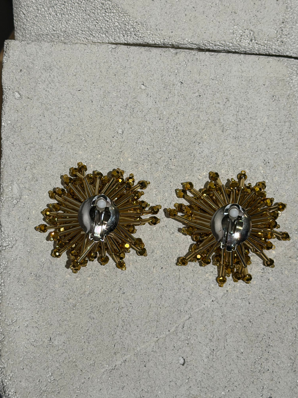 Boucle d'oreille Oursin