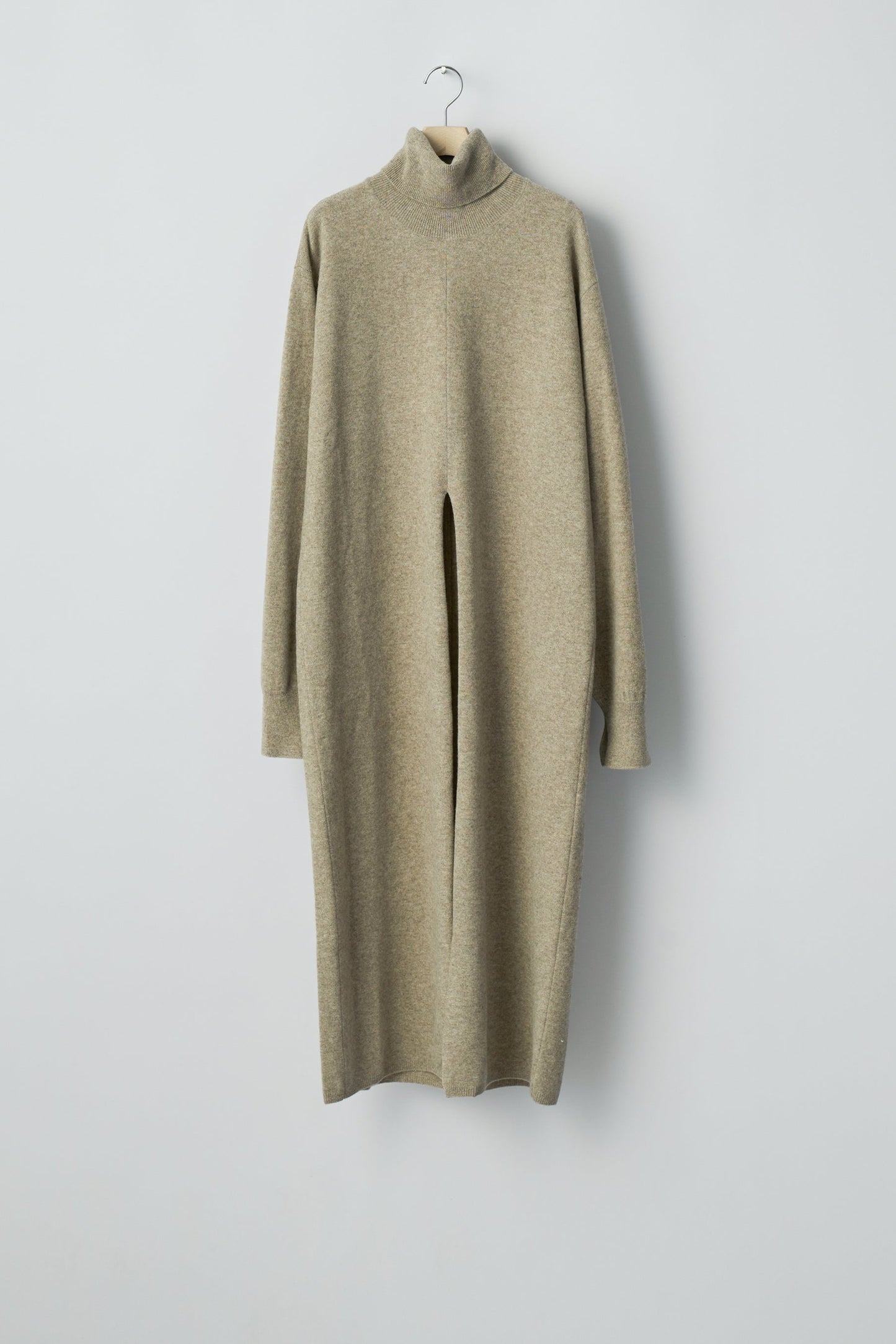 EXTRA FINE WOOL KNIT SLIT ONE PIECE