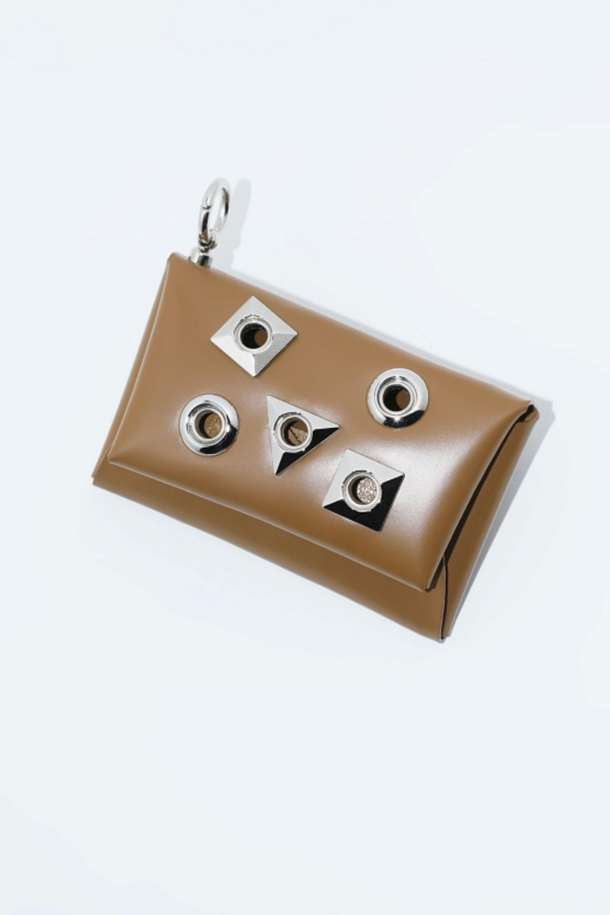 porte carte clouté toga ring détails